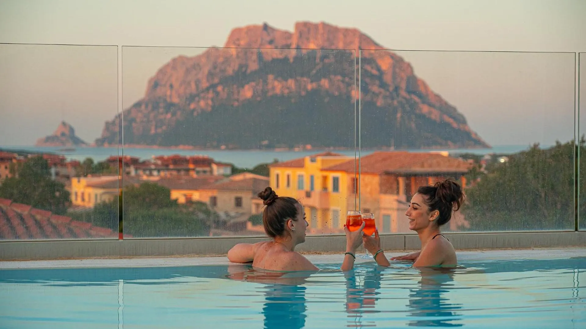 Felix Hotels - Hotel Residence Porto San Paolo Lägenhetshotell Porto San Paolo (Sardinia)